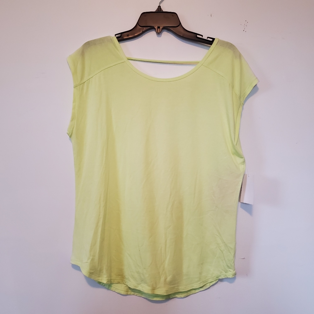 Zella short sleeve t-shirt, L